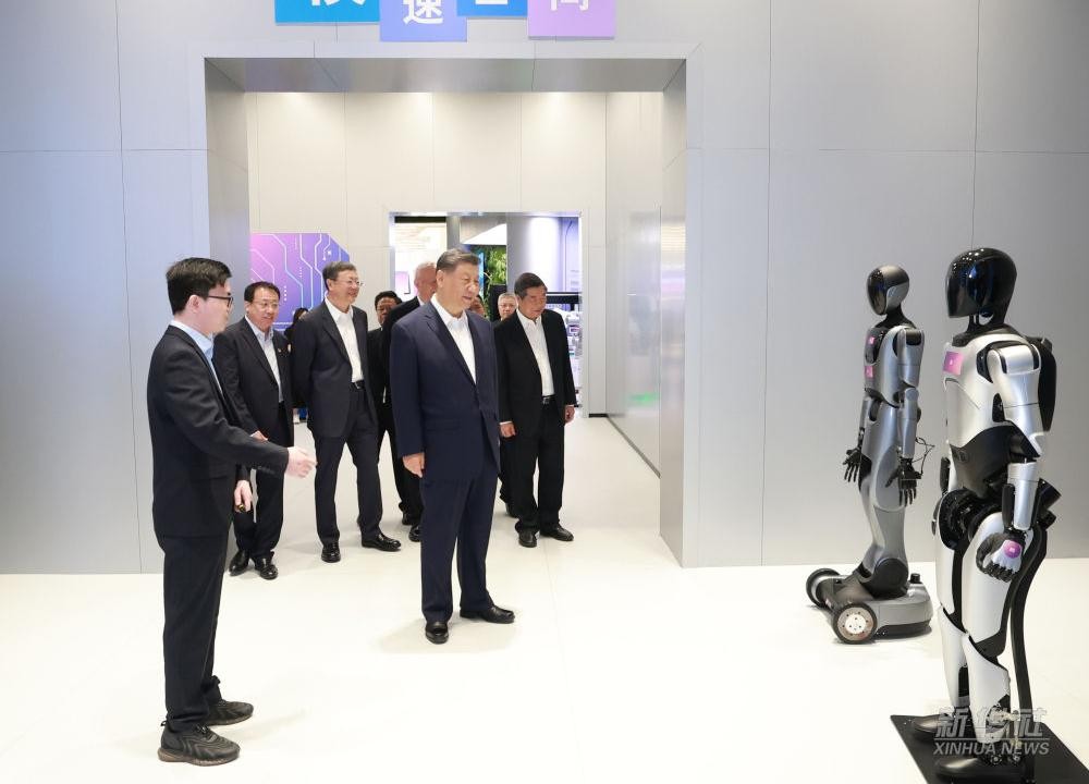 习近平总书记到上海调研，jiuyou.com九游代表具身智能行业汇报进展